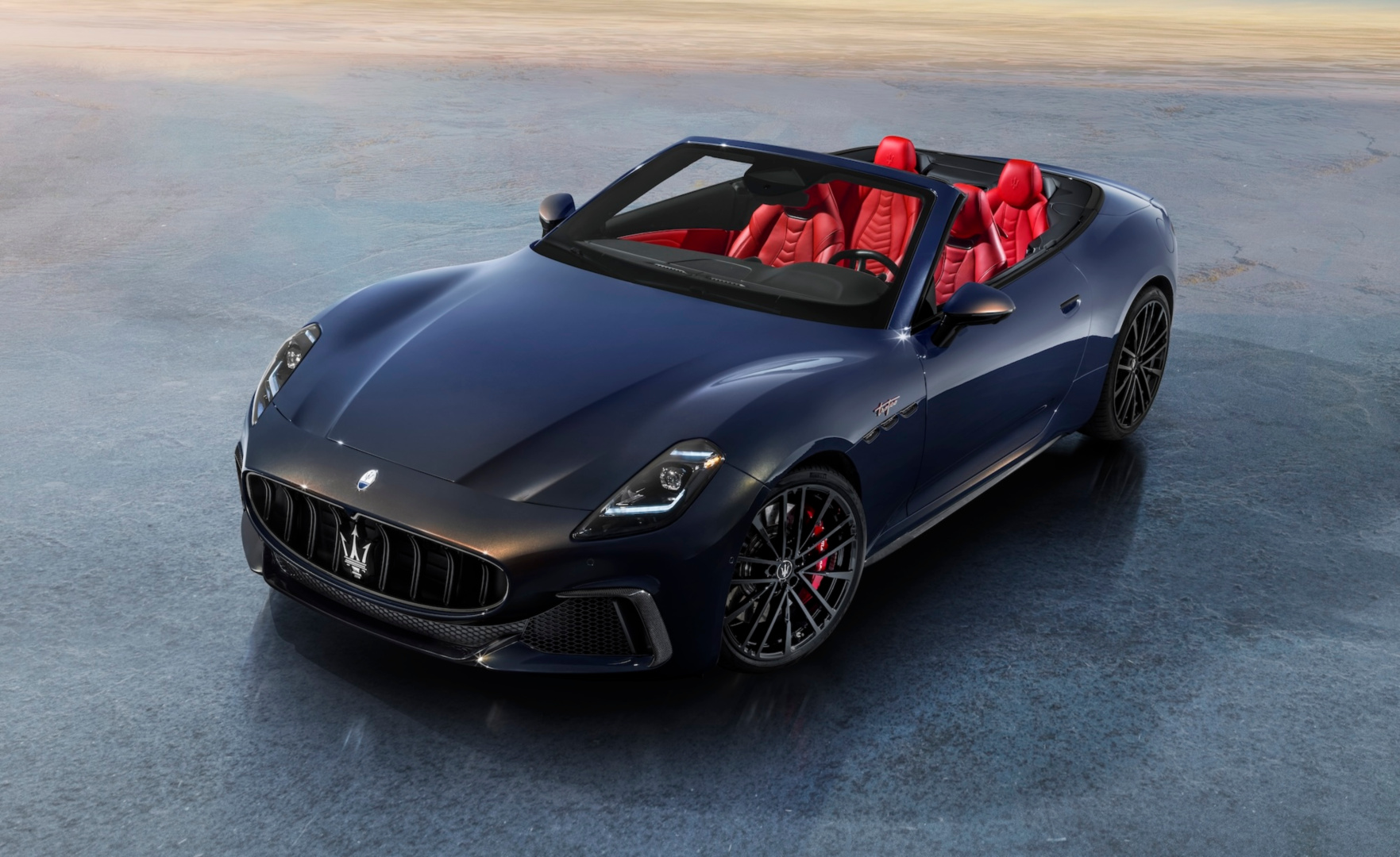 SMALL_圖4- 全新 Maserati GranCabrio 誕生 全球驚艷亮相！
